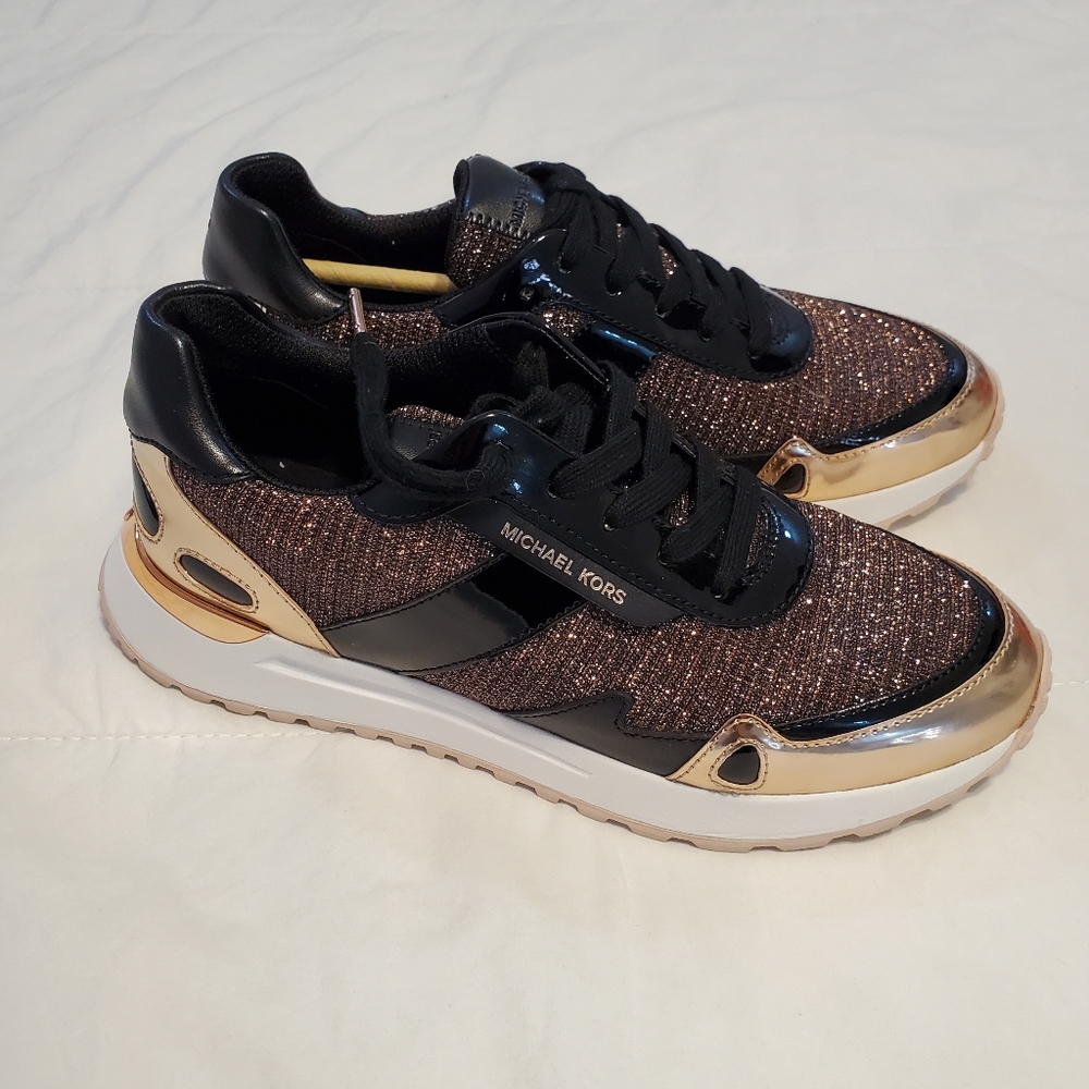 MICHAEL KORS Women 8.5 Monroe Trainer NEW